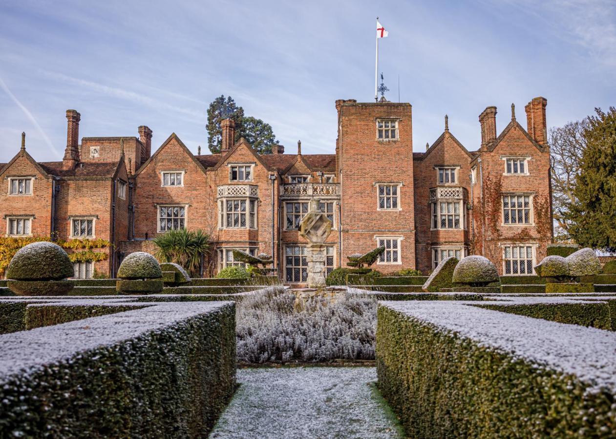 Hotel Great Fosters - Near Windsor Egham