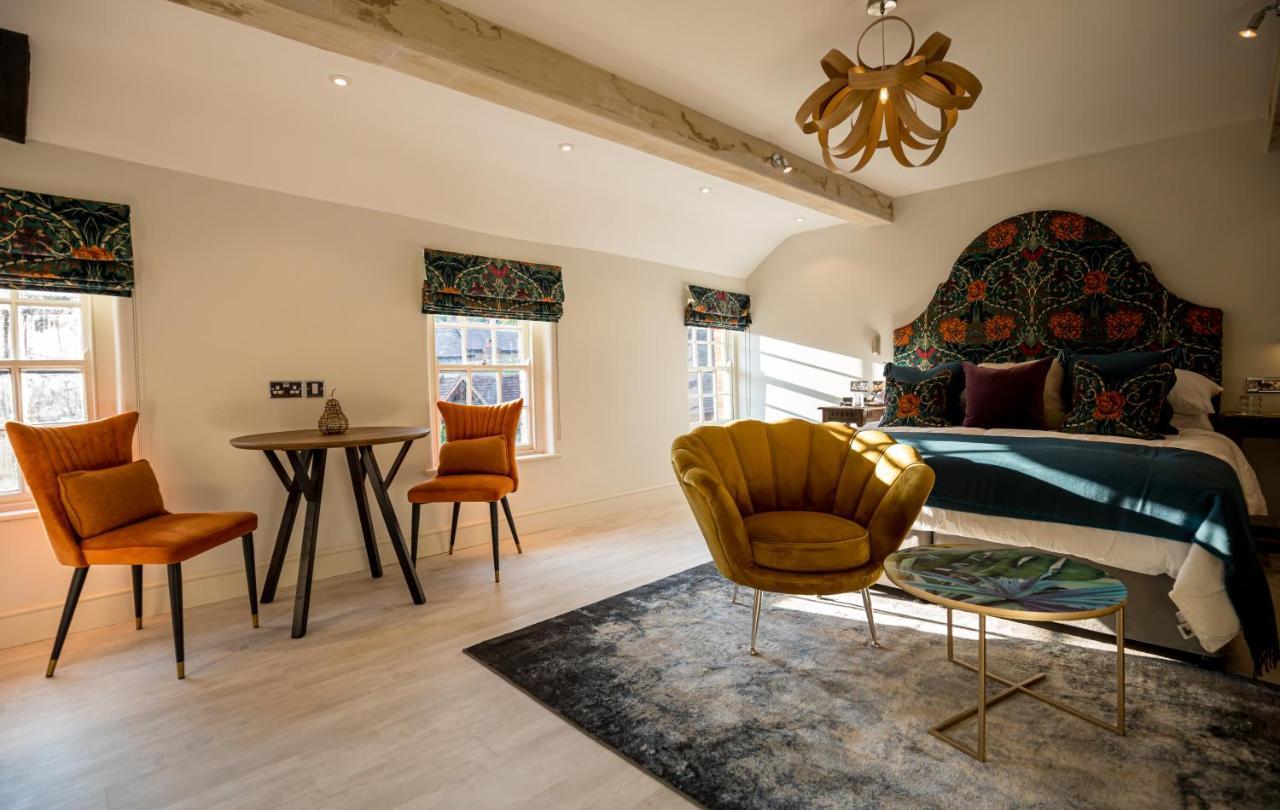 Great Fosters - Near Windsor 5*