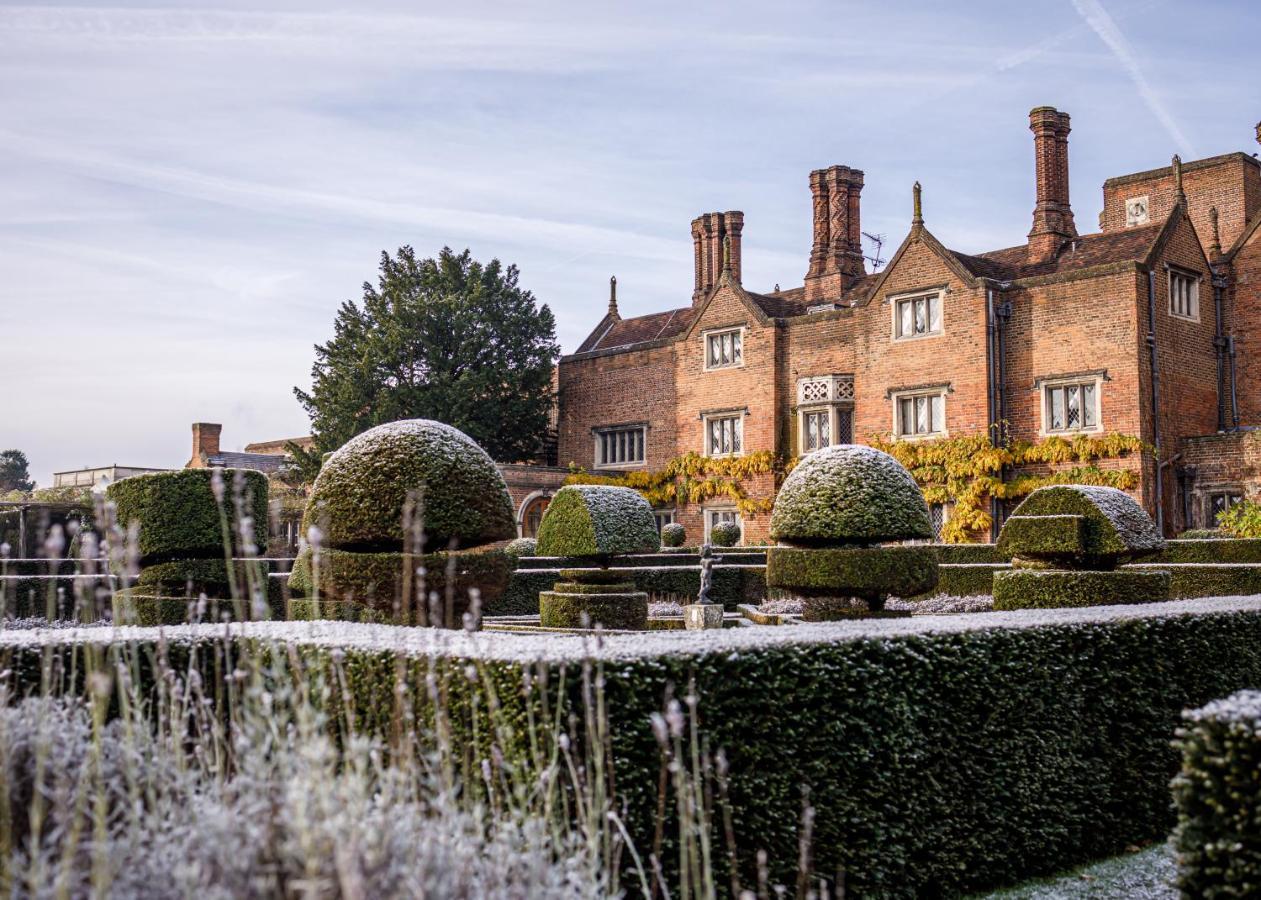 Hotel Great Fosters - Near Windsor
