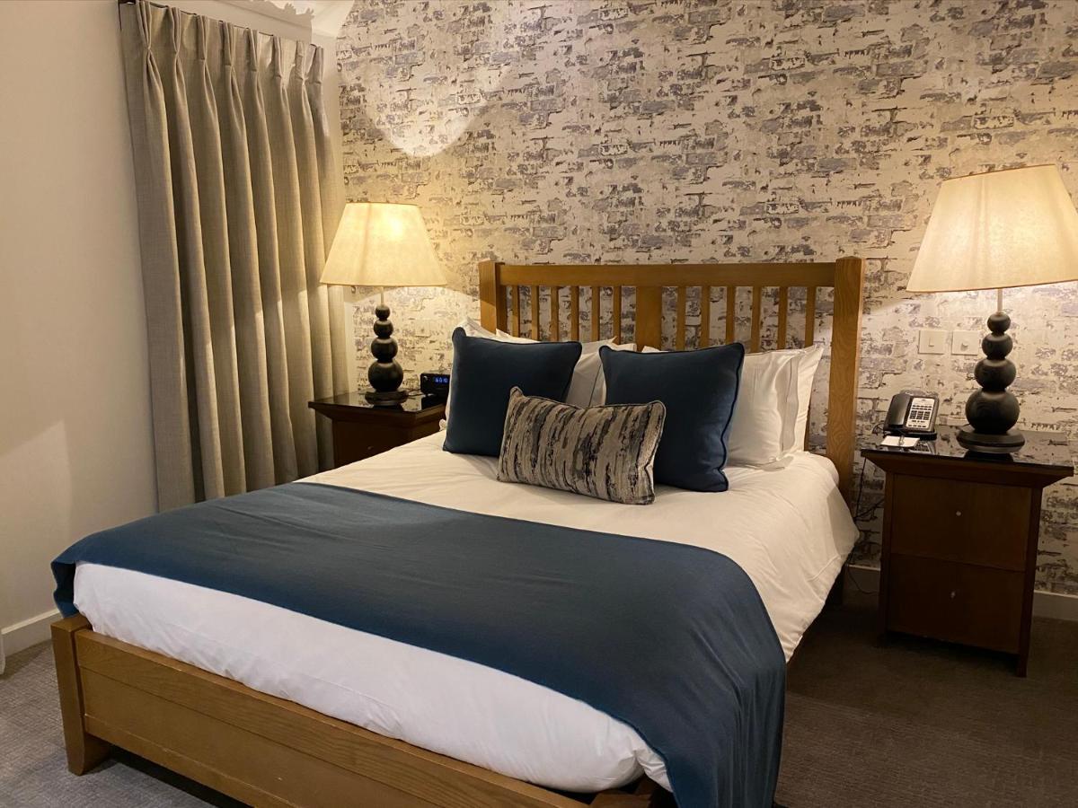 Hotel Great Fosters - Near Windsor 5*