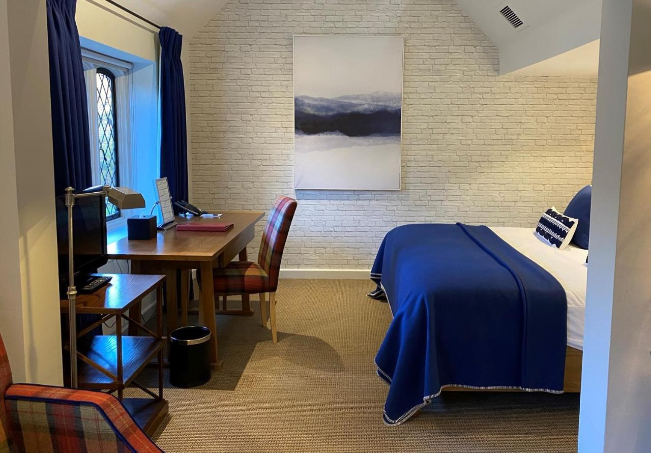Great Fosters - Near Windsor 5*